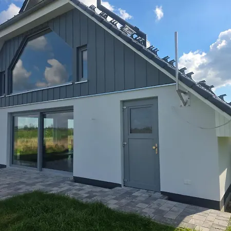 Ostseenahes Mit Wasserblick Auf Den Bodden Mit Sauna & Whirlwanne * Altenpleen